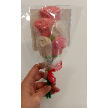 Ramo (bouquet) com 5 rosas...