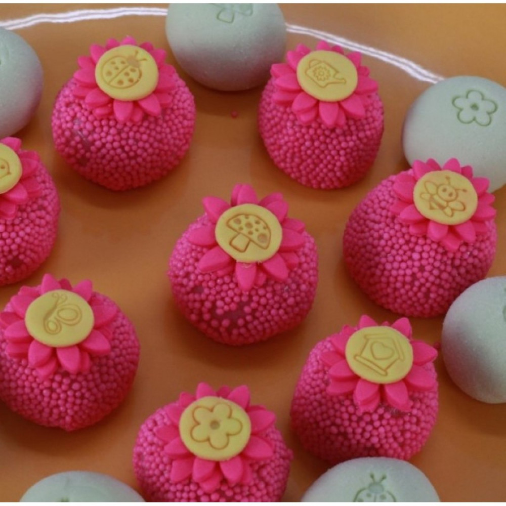 Kit Carimbo Brigadeiro Jardim Encantado | CakeDreams