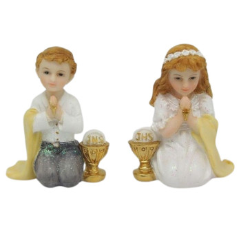 Menina ou menino de joelhos...