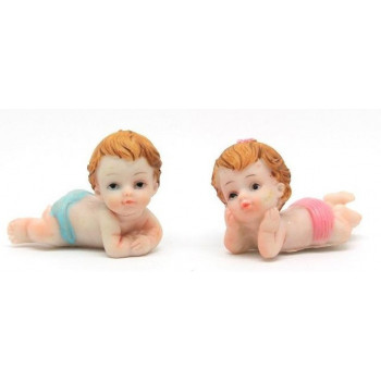 Menino ou menina deitado 5 cm